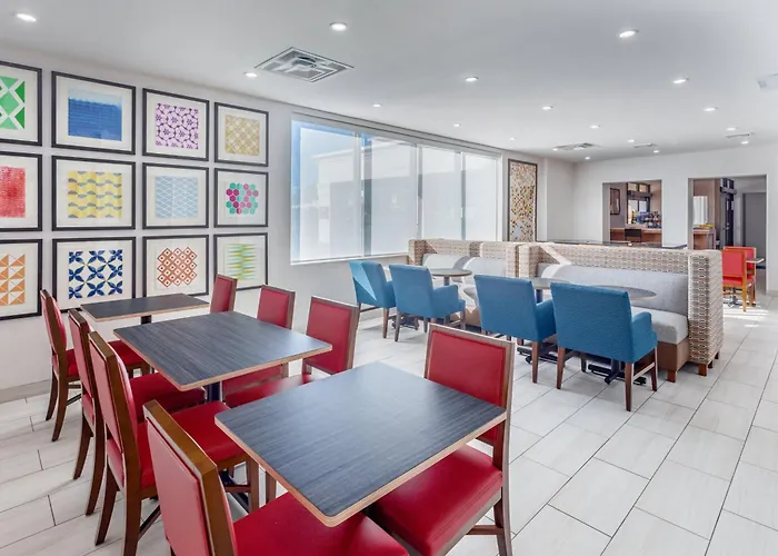 Holiday Inn Express Ramsey-Mahwah By Ihg