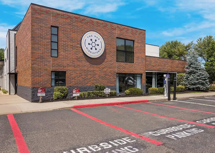 The Hub Middletown Red Bank- Best Western Signature Collection