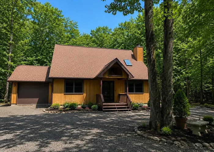 Pocono Retreat Family Home With Hot Tub Deck Sunroom Outdoor Pool Big Bass Lake Larsen Lake Gouldsboro Clifton Township